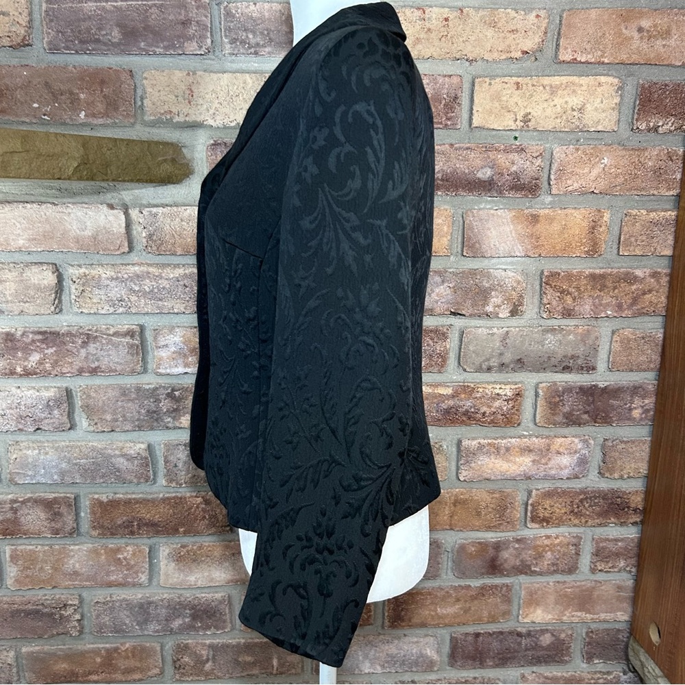 Ann Taylor Black Brocade Textured Fitted Blazer - Picture 2 of 10